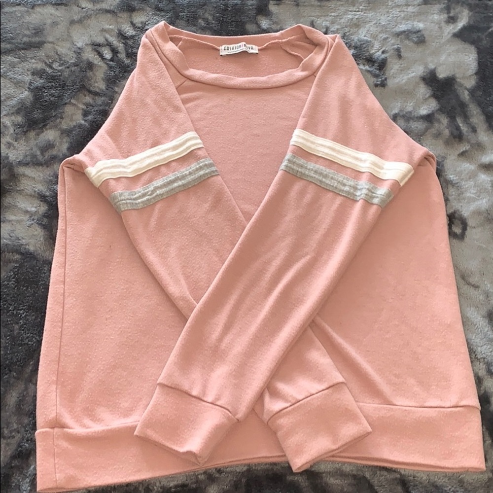FASHION NOVA SWEATER PULL OVER